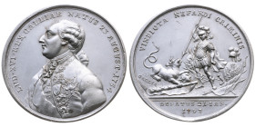 Frankreich 
Königreich. Louis XVI., 1774-1792
Zinn-Medaille
1793

auf die Hinrichtung des Königs
Vs: Brustbild n. l., Umschrift
Rs: Chimäre mit...