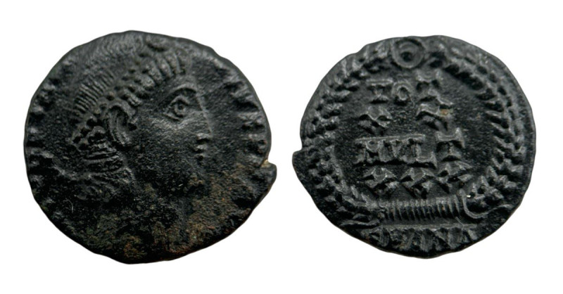 Roman Empire
Constans 337-350 AD. AE Follis (14mm, 1.28g)
Obv: D N CONSTANS P F ...