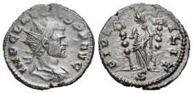 Claudius II (268-270). Antoninianus (19mm, 2.86g, 12h). Mediolanum. Radiate, draped and cuirassed bust r. R/FIDES MILITV / S. Fides standing left, hol...