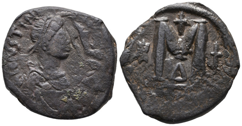 Justinian I (527-565). Æ 40 Nummi (29mm, 15.11g). Constantinople. Diademed, drap...