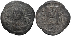 Justinian I (527-565). Æ 40 Nummi (40mm, 20.28g). Constantinople, year 13. Diademed, draped and cuirassed bust r. R/ Large M flanked by two stars; Δ/C...