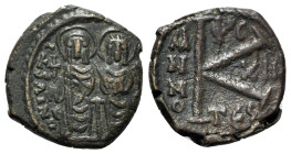 Justin II and Sophia (565-578). Æ 20 Nummi (20.5mm, 5.59g, 6h). Thessalonica, year 12 (576/7). Nimbate figures of Justin and Sophia seated facing on d...