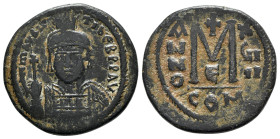 Maurice Tiberius (582-602). Æ 40 Nummi (30mm, 12.35g, 12h). Constantinople, year 19 (600/1). Helmeted and cuirassed bust facing, holding globus crucig...
