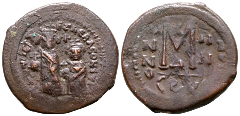 Heraclius, 610-641. Æ Follis (31 mm 12,69 g), Constantinople, year 4 = AD 613/4....