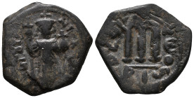 Constans II (641-668). Æ 40 Nummi (21mm, 4.17g). Constantinople, year 1. Constans standing facing, wearing crown and chlamys, and holding long cross a...