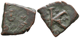 Leontius (695-698). Æ 20 Nummi (17.5mm, 10.30g). Constantinople. Crowned facing bust, holding globus cruciger / Large K; cross above, A/N/NO A across ...