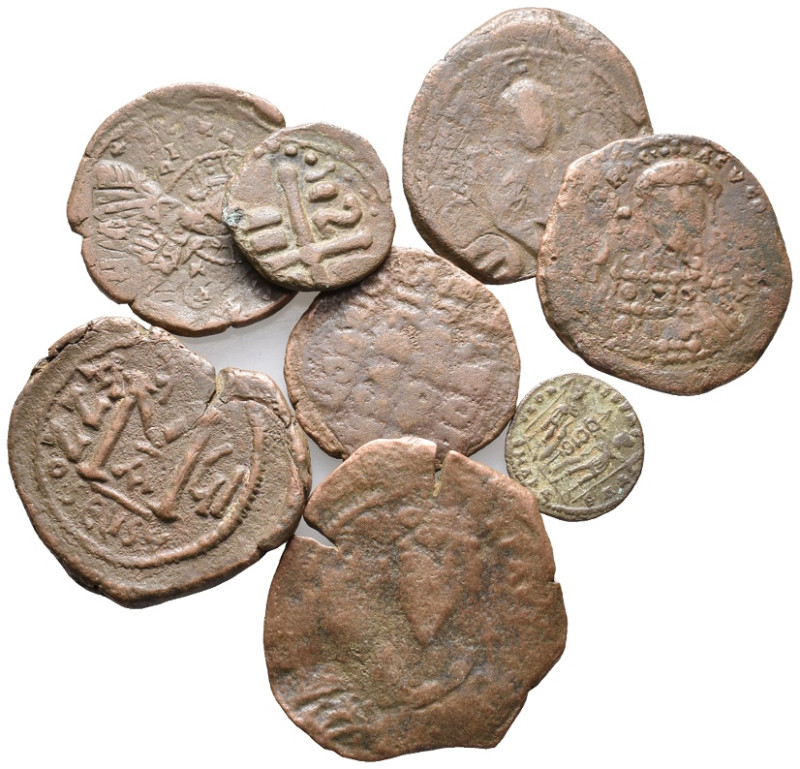 Lot of 8 Byzantine Æ coins, to be catalog. LOT SOLD AS IS, NO RETURN