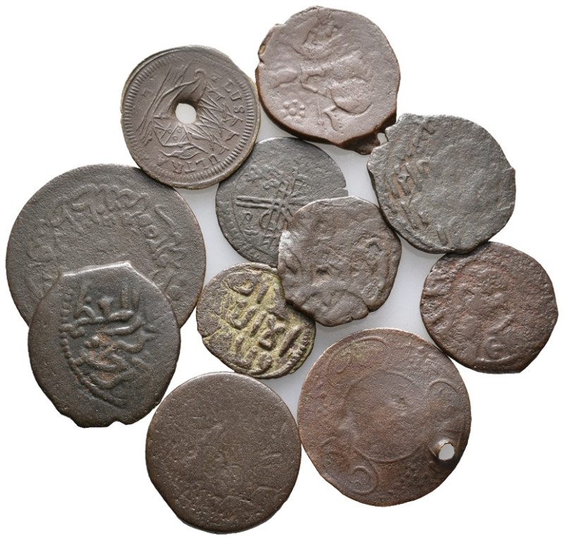 Lot of 11 Islamic Æ coins, to be catalog. LOT SOLD AS IS, NO RETURN