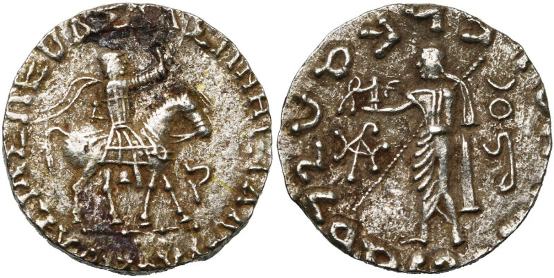 ROYAUME INDO-SCYTHE, Azès (-57-5), AR tétradrachme. D/ Le roi à cheval à d., ten...
