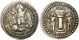 ROYAUME SASSANIDE, Shapur Ier (241-272), AR dang. D/ B. cour. à d. R/ Autel du feu entre deux gardiens. Göbl I/1, 25; Mitch., ACW, 822-825; Sell. -. 0...