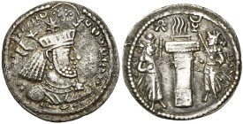 ROYAUME SASSANIDE, Narseh (293-303), AR dang. D/ B. cour. à d. Légende continue sous le buste. R/ Autel du feu entre deux gardiens, dont celui de g. a...
