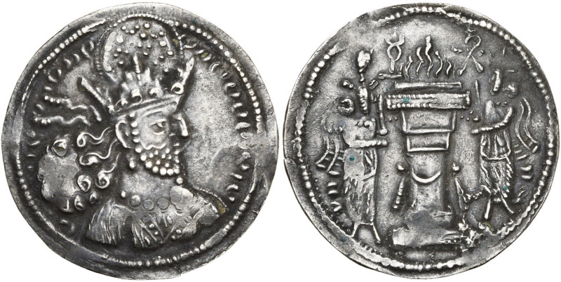 ROYAUME SASSANIDE, Shapur II (309-379), AR drahm. R/ Le gardien de g. coiffé d'u...