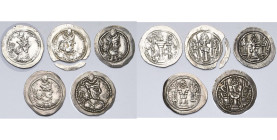 ROYAUME SASSANIDE, Bahram V (420-438), lot de 5 drahms: sans buste dans les flammes, BBA; avec buste, ART, AW, ST; émission du Nord-Est.

Très Beau ...