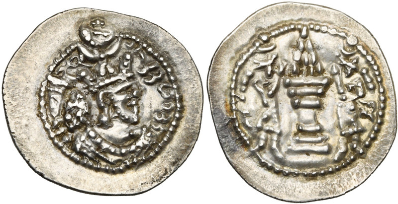 ROYAUME SASSANIDE, Yazdgird II (438-457), AR drahm, LD = Ray. Göbl I/2, 165 var....