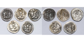 ROYAUME SASSANIDE, Peroz (457-483), lot de 5 drahms: AS, AY, BBA (taches au droit), LYW, WH.

Très Beau / Very Fine