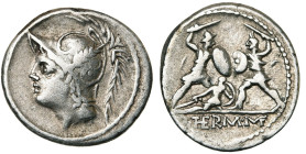 Q. Minucius Thermus, AR denier, 103 av. J.-C., Rome. D/ T. casquée de Mars à g. R/ Soldat romain combattant un barbare en protégeant un second soldat ...