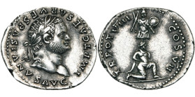 TITUS Auguste (79-81), AR denier, 79, Rome. D/ IMP T CAESAR VESPASIANVS AVG T. l. à d. R/ TR POT VIII COS VII Trophée au pied duquel un captif est age...
