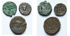 Héraclius (610-641), lot de 3 p. de 12 nummi, 618-628, frappées à Alexandrie sous l'occupation sassanide: 6,65 g et 6,13 g, Sear 855; frappe locale, 1...