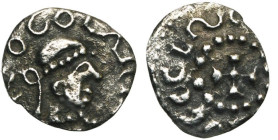 MEROVINGIENS, AR denier, vers 670-750, Bourges (?). Monétaire Godolaicus. D/ [ ]OGOLΛIC[ ] B. stylisé à d. , une boucle derrière la t. R/ [ ]OCCCLS (?...