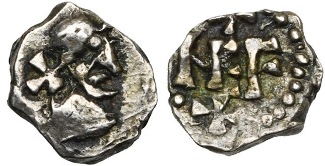 MEROVINGIENS, AR denier, début du 8e s., Marseille. Patrice Nemfidius. D/ B. dia...