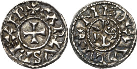 CAROLINGIENS, Charles le Chauve (840-877), AR denier, vers 850, Melle. D/ + CΛRLVS REX FR Croix pattée. R/ + MET+VLLO Monogramme carolin. M.G. 1064; P...
