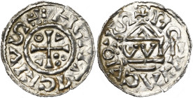 ALLEMAGNE, RATISBONNE (REGENSBURG), atelier royal, Heinrich II (IV) (1002-1024), AR denier au temple, 1002-1009. D/ Croix cantonnée d'un annelet, de d...