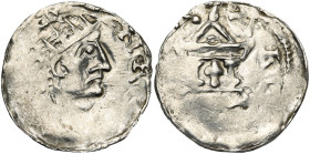 FRANCE, STRASBOURG, Henri II, roi (1002-1014), AR denier. D/ B. radié à d. R/ Eglise avec une croix au centre. Dan. 916; Kluge 79; Baron 24. 1,12 g. N...