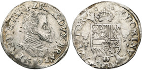 BRABANT, Duché, Philippe II (1555-1598), AR cinquième d'écu Philippe, 1572, Anvers. D/ B. cuir. à d. R/ Ecu couronné sur une croix de Bourgogne, entre...