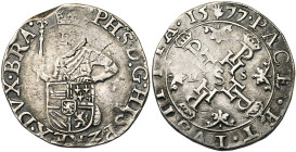 BRABANT, Duché, Les Etats en révolte (1577-1581), AR demi-écu des Etats, 1577, Anvers. D/ Le roi à mi-corps de f., couronné et cuirassé, ten. un scept...