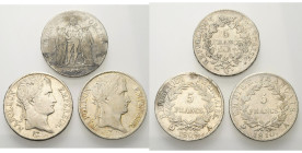 FRANCE, lot de 3 p.: Directoire, 5 francs, an 7 Q, Perpignan; Napoléon Ier, 5 francs, 1808 A et 1810 A, Paris. Gad. 563, 583, 584.

Beau à Très Beau...