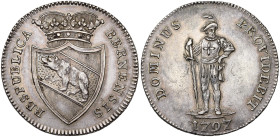 SUISSE, BERNE, Ville, AR demi-Taler, 1797. D/ Ecu de la ville couronné. R/ Guerrier deb. de f., ten. une grande épée. D.T. 511a. 14,79 g. Griffe et pe...