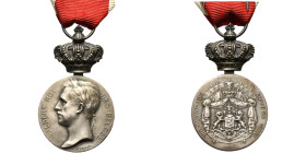 BELGIQUE, médaille commémorative de la VIIe Olympiade à Anvers, 1920. dans sa boîte. AE argenté, 31 mm.

Médaille distribuée en 1921 à 425 exemplair...