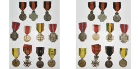 BELGIQUE, lot de 11 décorations relatives aux 1e et 2e Guerres mondiales, dont une croix de l’Yser (1934).