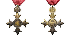 GRANDE-BRETAGNE, Order of the British Empire, croix d'officier en vermeil, 2e type à l’effigie jointe du roi George V et de la reine Mary (depuis 1936...