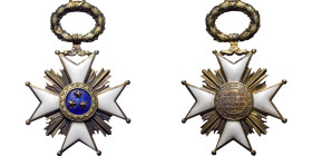 LETTONIE, Ordre des Trois Étoiles, croix de 3e classe (commandeur), modèle de la République (1924-1940) en vermeil (49 mm) avec trois poinçons lettons...
