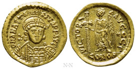 ANASTASIUS I (491-518). GOLD Solidus. Constantinople