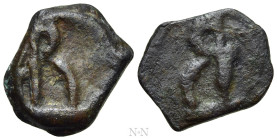 BASIL I THE MACEDONIAN (867-886). Ae. Cherson