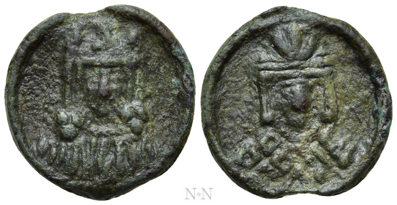 CONSTANTINE VII PORPHYROGENITUS, with ZOE (913-959). Follis. Cherson. 

Obv: C...