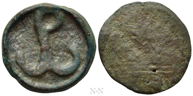 CONSTANTINE VII PORPHYROGENITUS, with ROMANUS I (913-959). Ae. Cherson. 

Obv:...