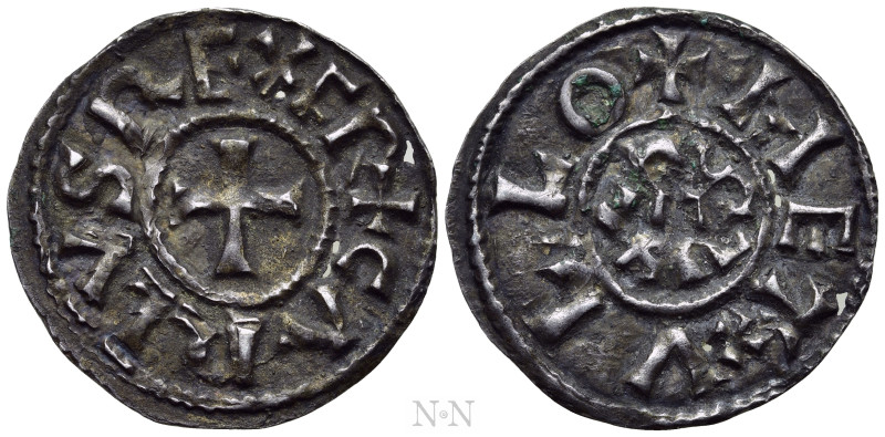 CAROLINGIANS. Charles the Bald (823-877). Denier. Metullo (Melle). 

Obv: + CA...