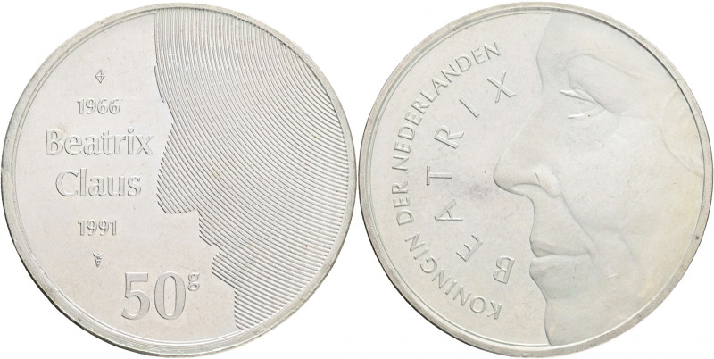 50 Gulden 1991 25th Ann. Wedding of Beatrix and Claus 
KM#215 Ag.925 25g 38mm m...