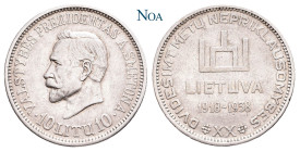 LITAUEN REPUBLIK, 1918-1940.
 10 Litu 1938 Vilnius Auf den 20. Jahrestag der Unabhängigkeit. KM 84. 17.87 g. Feine Tönung, fast vorzüglich