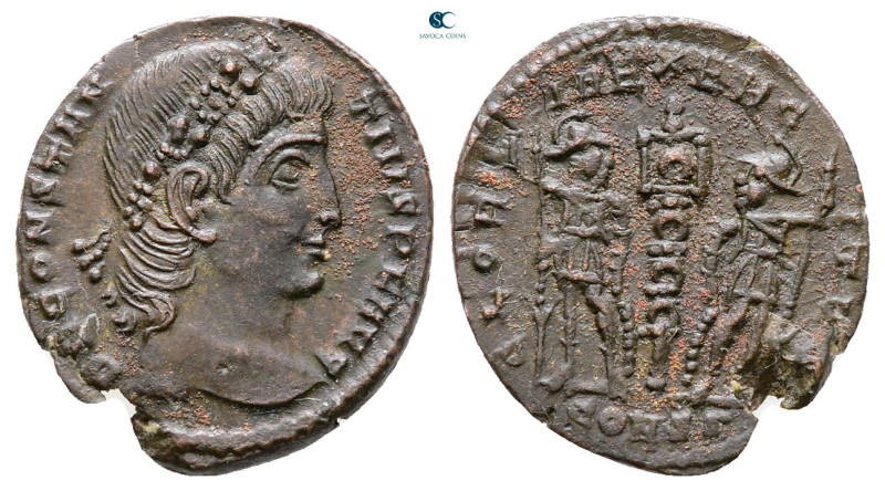 Constantius II AD 347-361. Constantinople
Follis Æ

16 mm, 1,37 g



Good...