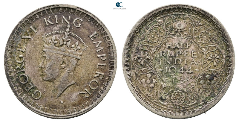 India. AD 1944. 
1/2 Rupee

23 mm, 5,84 g



Very Fine