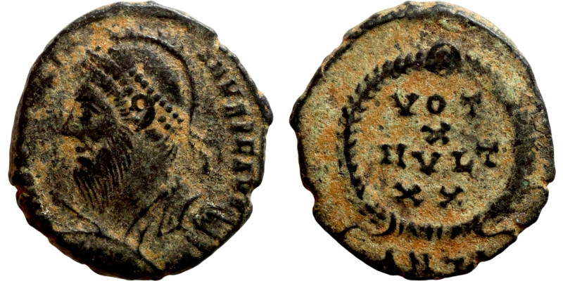 Constantinus I (306-337) Commemoratives Follis. Obverse: CONSTANTINOPOLIS, laure...