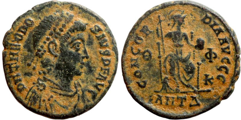 Theodosius I (379-395) Follis. Obv: DN THEODOSIVS PF AVG, diademed, draped, bust...