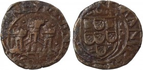 D. Manuel I - Ceitil

Ceitil, castelo com muralha incompleta, pontos sobre as torres, escudo rodeado por aneletes e pontos, Rara, Magro 5.2.3 RRRR, ...