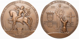 Medalha Homenagem de Portugal à cidade de S.Paulo

Bronze 1954 Que Portugueses fundaram… há IV séculos João da Silva 90mm 324,65g