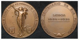 Medalha Associação de Socorros Mútuos dos Empregados no Comércio e Insdústria

Bronze1954 Primeiro Centenário da sua Fundação Lisboa 1854-1954 João ...
