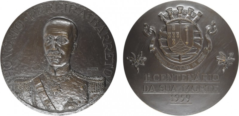 Honório Pereira Barreto

Bronze com pátina escura 1959 Honório Pereira Barreto...